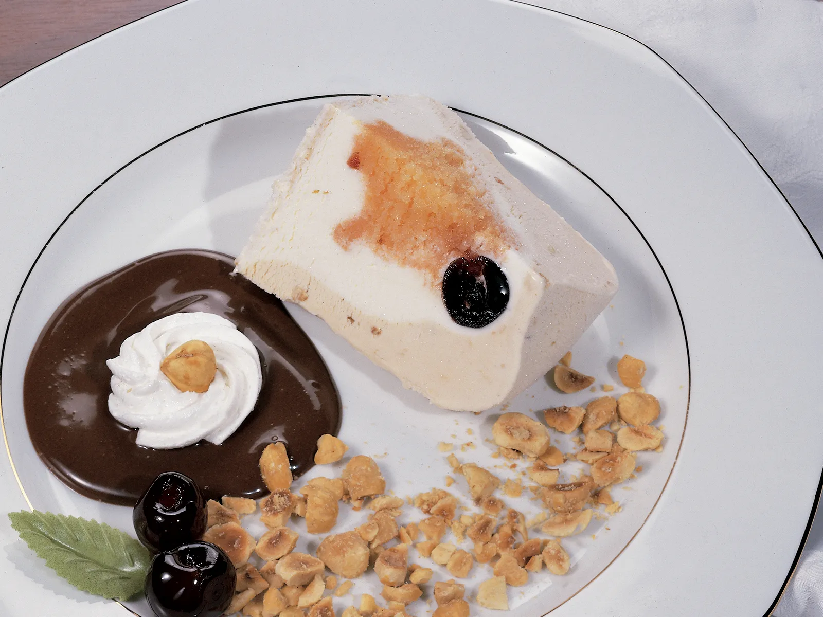 Cassata Tommasino Nocciola